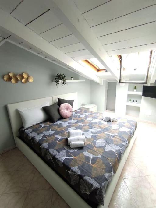 Free Parking Tiny House Wifi Netflix 15 Minuti Dal Duomo Appartement Milaan Buitenkant foto