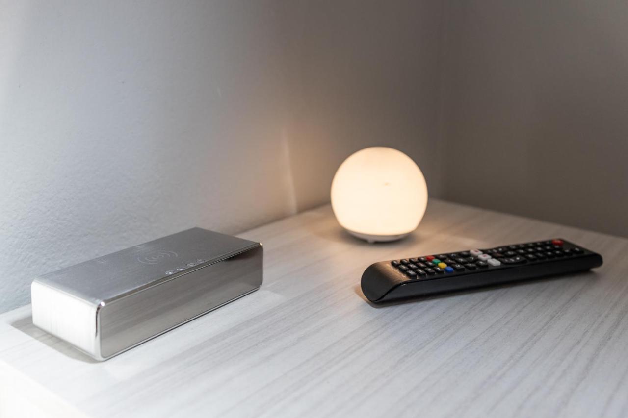 Free Parking Tiny House Wifi Netflix 15 Minuti Dal Duomo Appartement Milaan Buitenkant foto