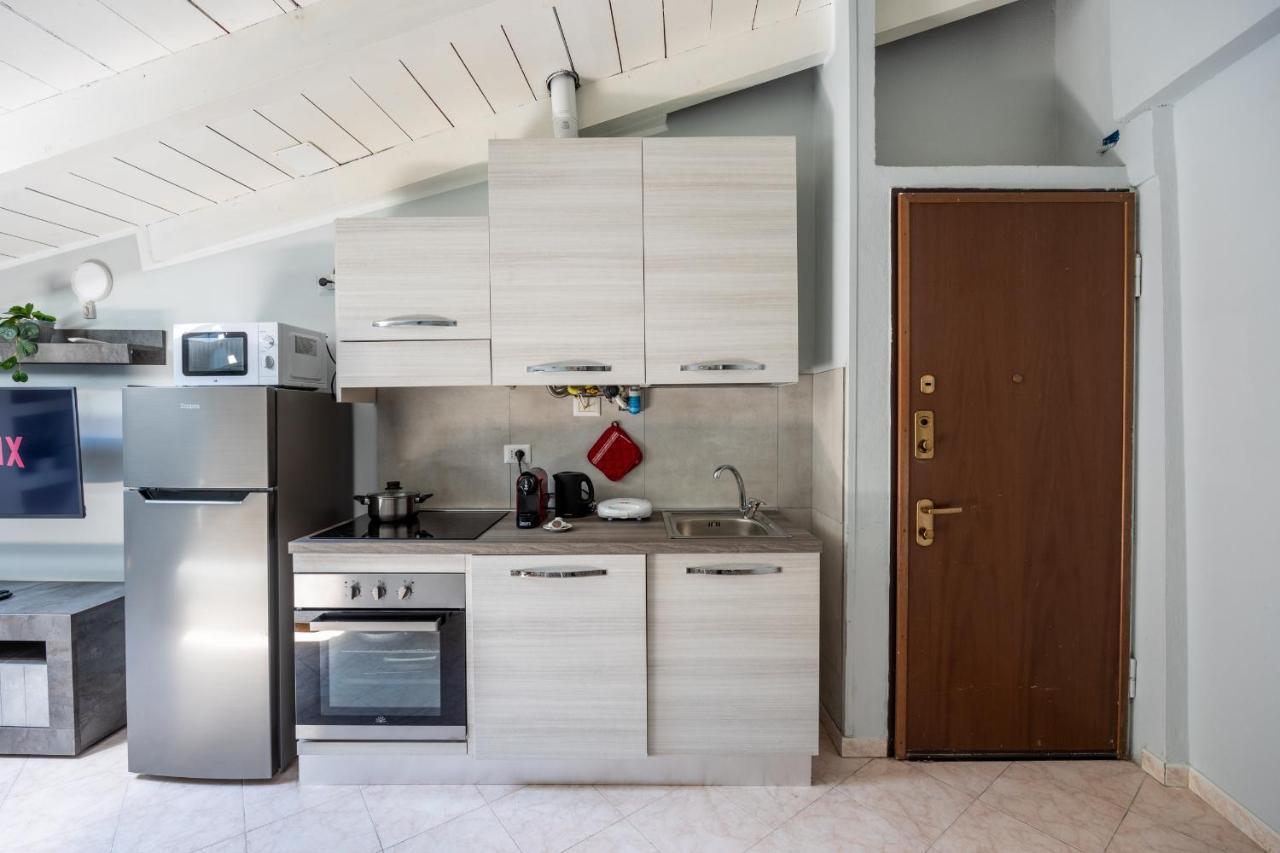 Free Parking Tiny House Wifi Netflix 15 Minuti Dal Duomo Appartement Milaan Buitenkant foto