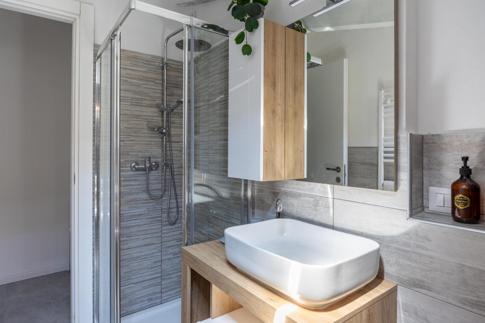 Free Parking Tiny House Wifi Netflix 15 Minuti Dal Duomo Appartement Milaan Buitenkant foto