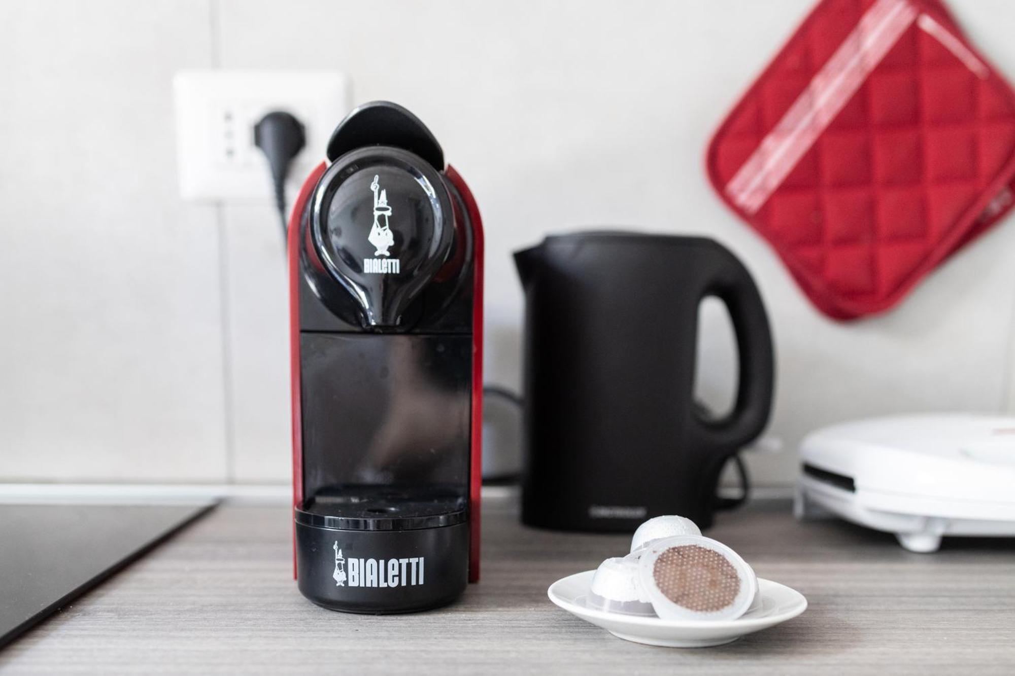 Free Parking Tiny House Wifi Netflix 15 Minuti Dal Duomo Appartement Milaan Buitenkant foto